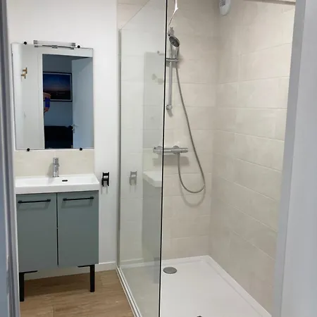 בית נופש Rive Droite Bord De *