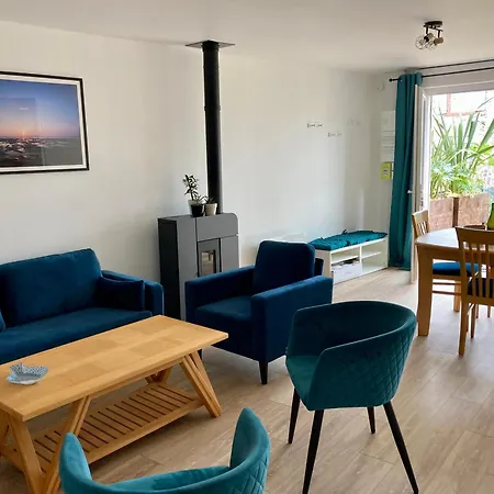 Rive Droite Bord De בית נופש