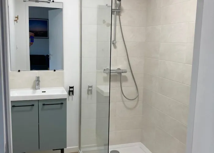 Holiday home Rive Droite Bord De *