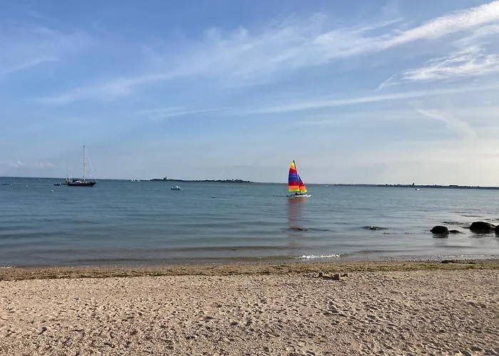 Holiday home Rive Droite Bord De *